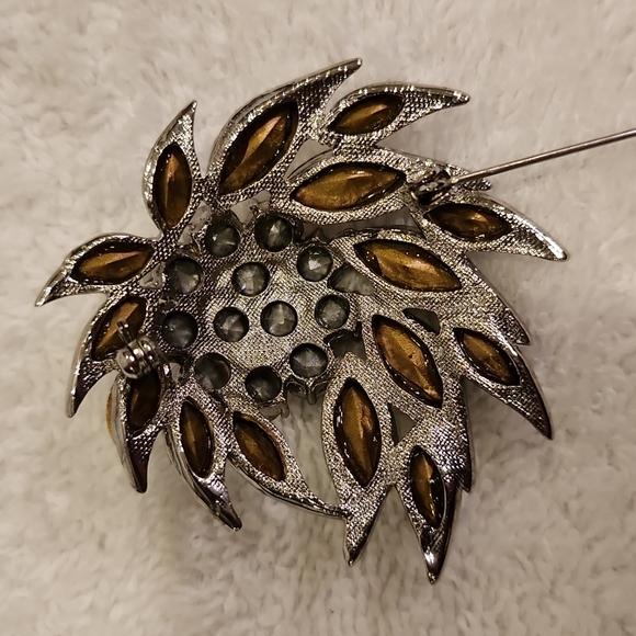 Art Deco Rhinestone Brooch - Picture 7 of 9